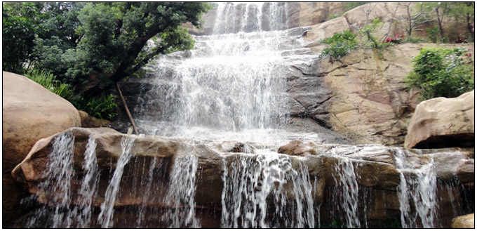 假山瀑布外观|人工瀑布