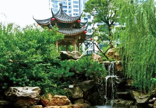 仿真椰子树、假椰子树、假树制作、仿真树制作、假花假树、仿真发财树、假树大门、景观假树、装饰假树、假树仿真、景观工程、景观雕塑